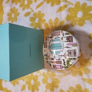 Tiffany & Co. New York 5th Ave Porcelian Trinket Dish Jewlery Box